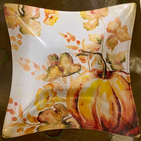 NWT 4pc Autumn Pumpkin Glass Bowls Trinket Candy Dish. 5x5” - Picture 5 of 8